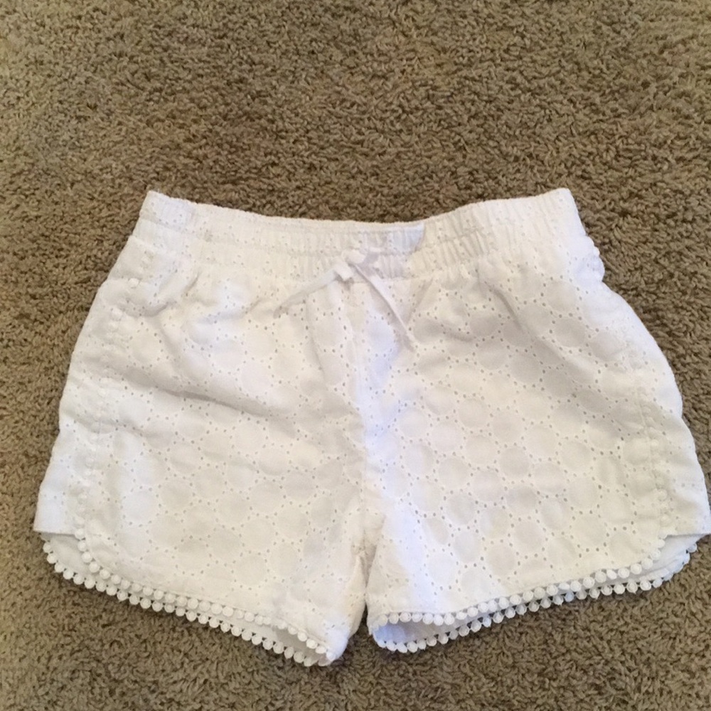 White pattern girls shorts from Target